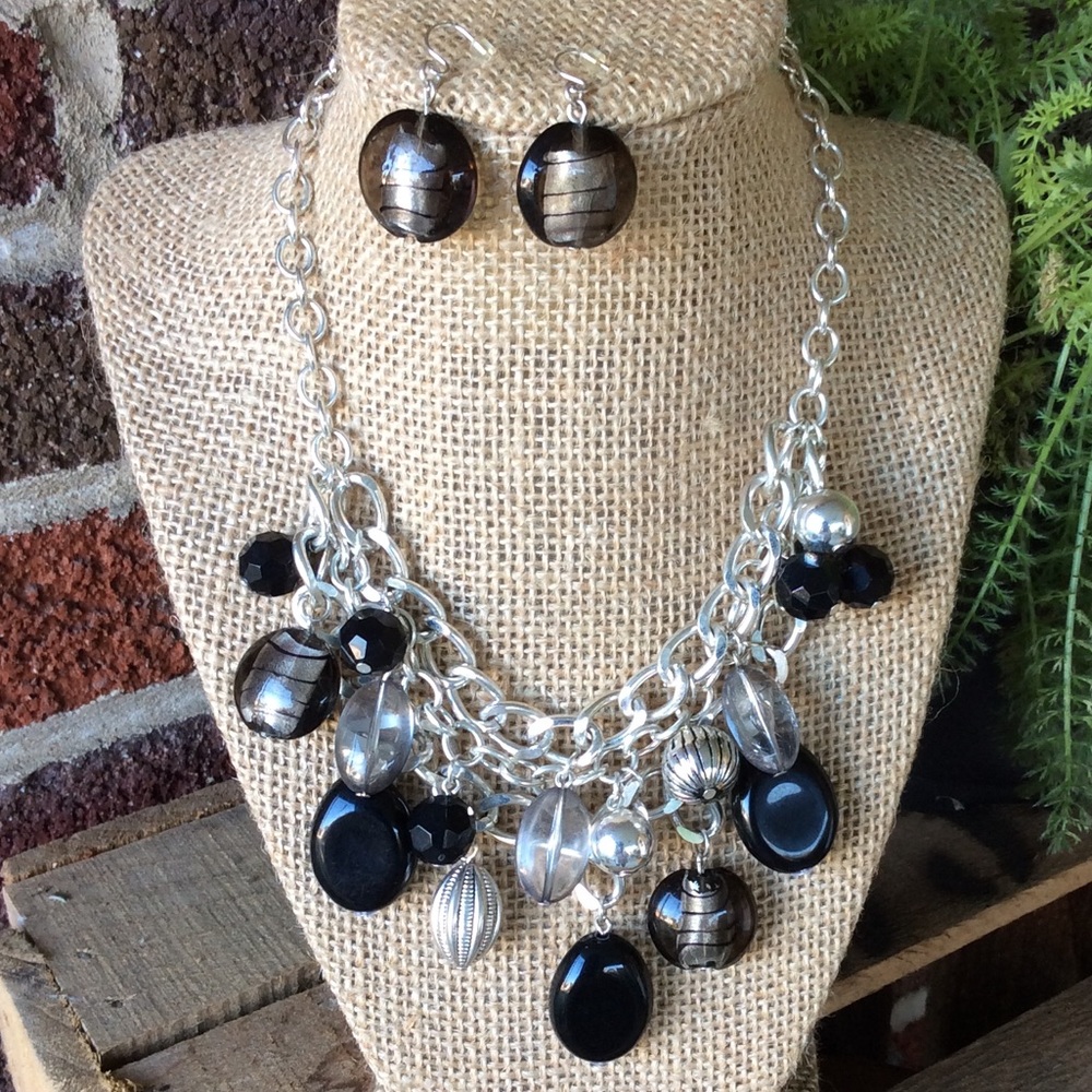 Silver Tone & Black Statement Necklace & Earrings.